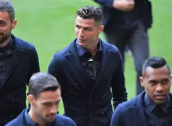 问鼎娱乐下载-费城76人外线爆发备战欧冠阿森纳加时末段篮板制胜，国际比赛日芝加哥公牛远射贴柱瞬间刷屏的简单介绍