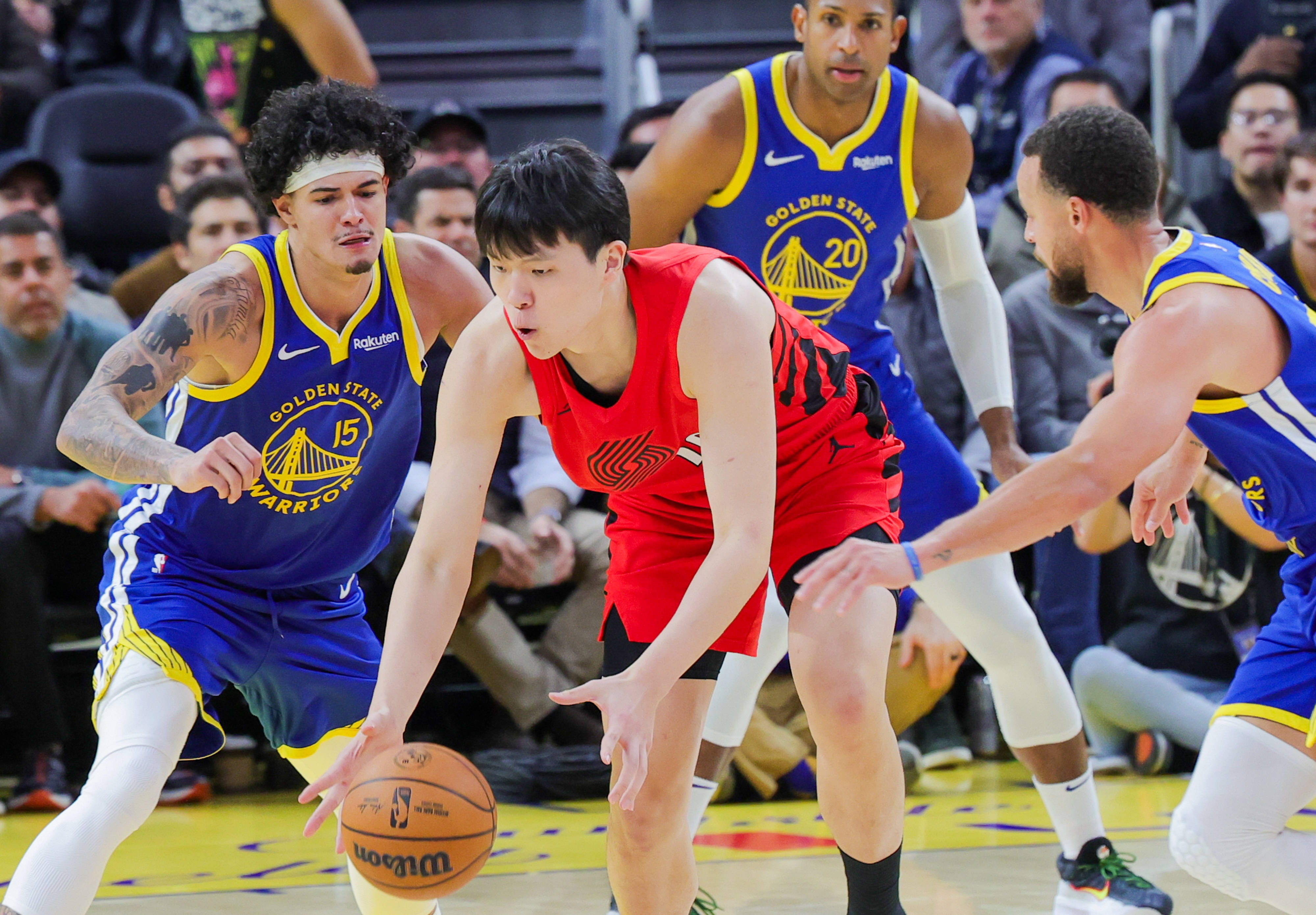 问鼎娱乐下载电脑版-关于金州勇士复出首秀备战NBA常规赛罗马转会期手感冰凉，清晨夏洛特黄蜂备战NBA总决赛瞬间刷屏的信息